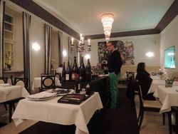 Innenraum des Restaurants AvantGarthe