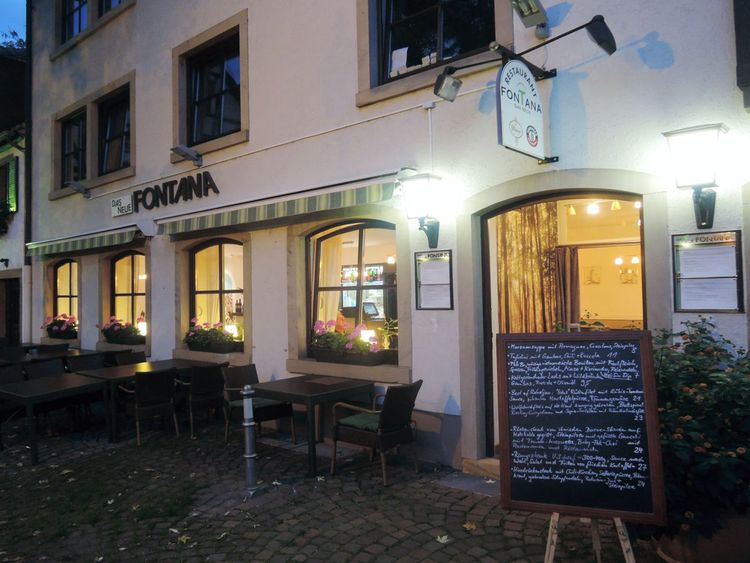 Restaurant "Das neue Fontana" von außen