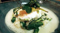 Gegrillter Seeteufel mit Sellerie-Brunnenkresse-Risotto und Beurre blanc